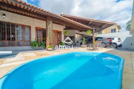 Casa com 5 Quartos à venda, 320m² no Ponta Negra, Natal