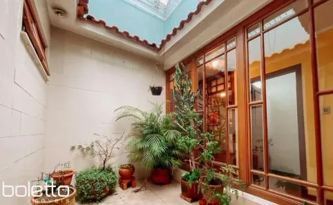 Casa com 3 Quartos à venda, 295m² no Chácara das Pedras, Porto Alegre