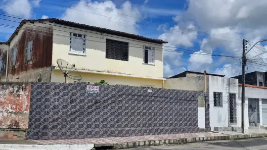 Casa com 6 Quartos à venda, 200m² no Bugio, Aracaju