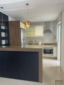 Apartamento com 3 Quartos para alugar, 123m² no Centro, Balneário Camboriú