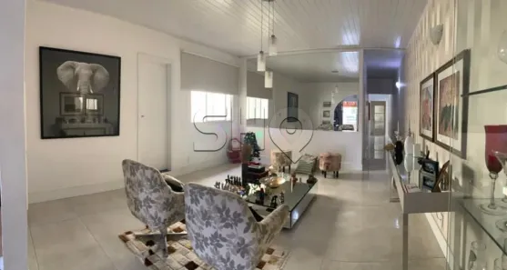 Sobrado com 6 Quartos à venda, 250m² no Vila Pompéia, São Paulo