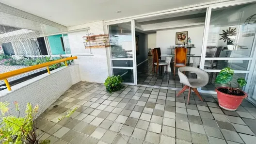 Apartamento com 4 Quartos à venda, 300m² no Monteiro, Recife
