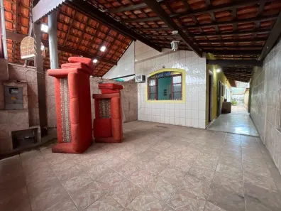 Casa com 2 Quartos para alugar, 75m² no Princesa, Praia Grande