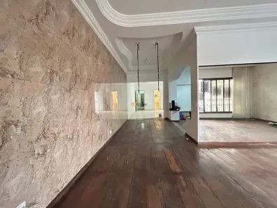 Casa com 3 Quartos à venda, 328m² no Vila Firmiano Pinto, São Paulo
