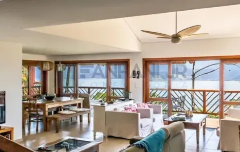 Casa com 5 Quartos à venda, 245m² no Curral, Ilhabela
