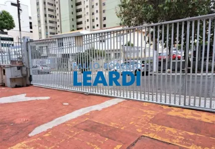 Casa com 4 Quartos para alugar, 248m² no Água Branca, São Paulo