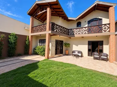 Casa com 3 Quartos para alugar, 113m² no Jardim Planalto, Londrina