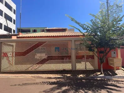Casa com 4 Quartos à venda, 200m² no Setor Residencial Oeste, Brasília