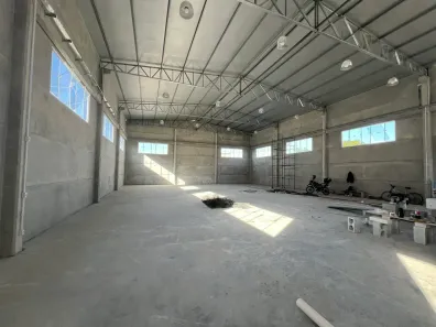 Galpão/Depósito/Armazém para alugar, 574m² no Rio Caveiras, Biguaçu