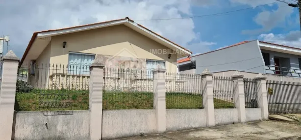 Casa com 3 Quartos à venda, 792m² no Uvaranas, Ponta Grossa
