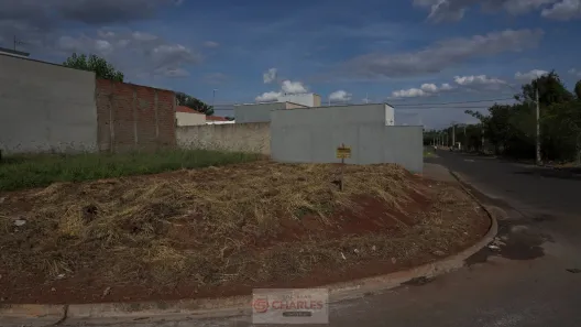 Lote/Terreno à venda, 180m² no Parque Residencial Ypê Amarelo, Mogi Guaçu