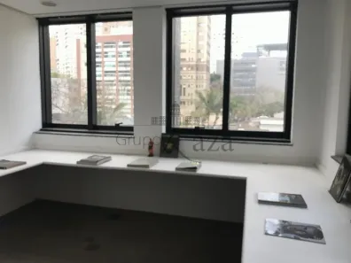 Sala Comercial com 1 Quarto à venda, 60m² no Itaim Bibi, São Paulo