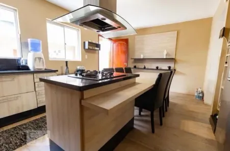 Casa com 3 Quartos à venda, 220m² no Jardim das Acácias, São Paulo