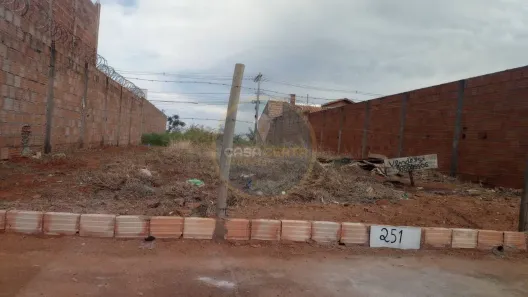 Lote/Terreno à venda, 200m² no Loteamento Antônio Caiado, Uberaba