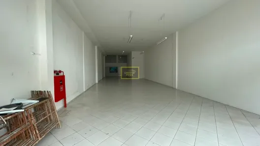 Ponto Comercial para alugar, 237m² no Centro, Caraguatatuba