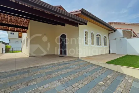 Casa com 3 Quartos à venda, 194m² no Cidade Nova Peruíbe, Peruíbe