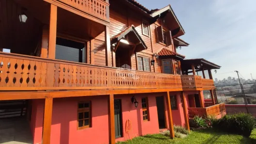 Casa com 4 Quartos à venda, 266m² no Salgado Filho, Caxias do Sul