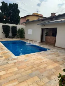 Casa com 4 Quartos à venda, 280m² no Parque do Mirante, Uberaba