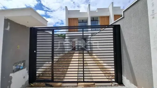Sobrado com 3 Quartos à venda, 104m² no Bom Retiro, Joinville