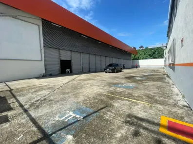 Galpão/Depósito/Armazém para alugar, 700m² no São José Operário, Manaus