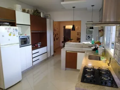 Casa com 2 Quartos à venda, 180m² no Parque Brasil, Bragança Paulista