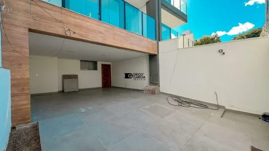 Casa com 3 Quartos à venda, 172m² no Planalto, Belo Horizonte