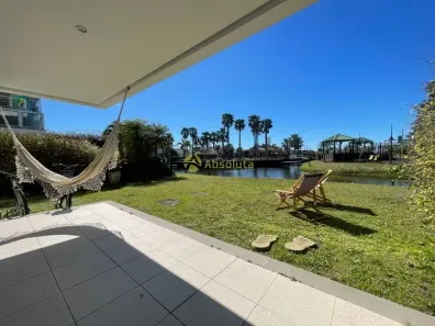 Casa de Condomínio com 3 Quartos à venda, 197m² no , Xangri-Lá