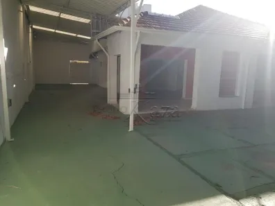 Prédio Comercial à venda, 500m² no Jardim Marister, Jacareí