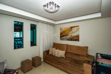 Casa com 3 Quartos à venda, 245m² no Santa Amélia, Belo Horizonte
