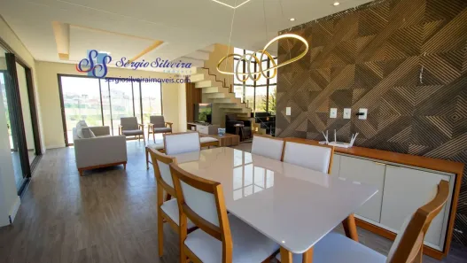 Casa com 4 Quartos à venda, 260m² no Cidade Alpha, Eusébio