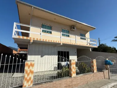 Casa com 4 Quartos à venda, 200m² no Guarda do Cubatão, Palhoça