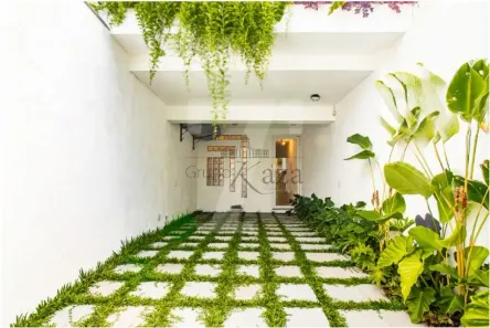 Sobrado com 3 Quartos à venda, 200m² no Vila Nova Conceição, São Paulo