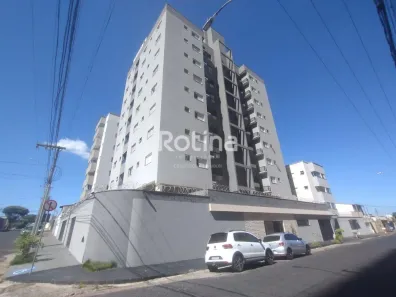 Apartamento com 2 Quartos para alugar, 60m² no Martins, Uberlândia