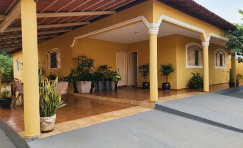 Casa com 3 Quartos à venda, 230m² no Jardim América, Goiânia