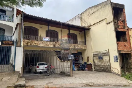 Casa com 5 Quartos à venda, 600m² no Bonfim, Juiz de Fora