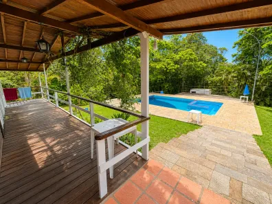 Fazenda/Sítio com 4 Quartos para alugar, 20000m² no , Biritiba Mirim