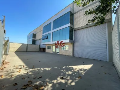 Galpão/Depósito/Armazém para alugar, 2000m² no Mathias Velho, Canoas