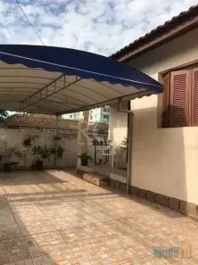 Casa com 4 Quartos à venda, 121m² no Centro, Canoas
