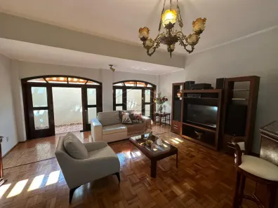 Casa com 4 Quartos à venda, 277m² no Vila Vicente, Jaú