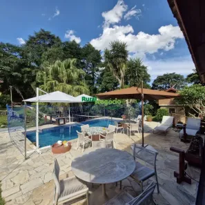 Fazenda/Sítio com 6 Quartos à venda, 750m² no , Campos do Jordão