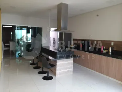 Casa com 3 Quartos à venda, 150m² no Minas Gerais, Uberlândia