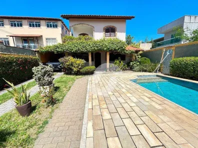 Casa com 4 Quartos à venda, 360m² no Piratininga, Niterói