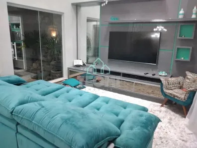 Casa com 3 Quartos à venda, 220m² no Chácara do Visconde, Taubaté