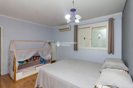 Casa com 2 Quartos à venda, 134m² no Jardim Floresta, Porto Alegre
