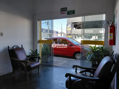 Ponto Comercial à venda, 360m² no Nossa Senhora Aparecida, Uberlândia