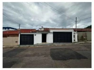 Casa com 3 Quartos à venda, 280m² no Vila Rosa Pires, Campo Grande