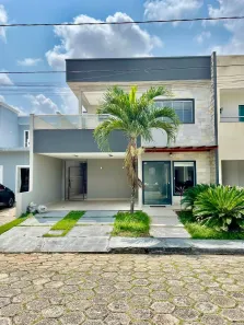 Casa de Condomínio com 4 Quartos à venda, 220m² no Parque Verde, Belém