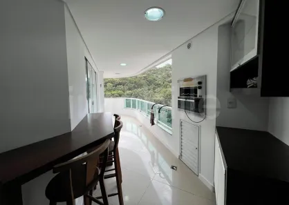 Apartamento com 2 Quartos para alugar, 91m² no Pioneiros, Balneário Camboriú