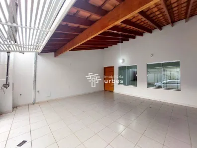 Casa com 3 Quartos para venda ou aluguel, 118m² no Jardim Terramérica II, Americana