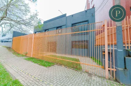 Casa com 4 Quartos para alugar, 284m² no Centro, Curitiba